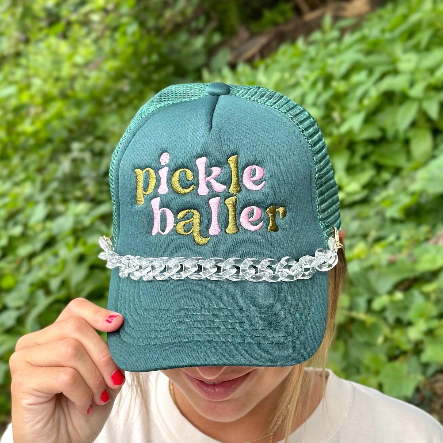 ✨ Acrylic Clear Hat Chain – Trucker Hat Accessory Chain