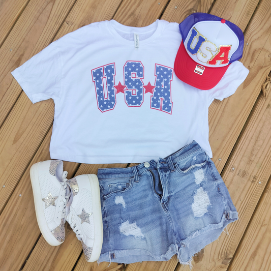 USA Flowy Cropped Tee – Patriotic July 4th Graphic Crop Top