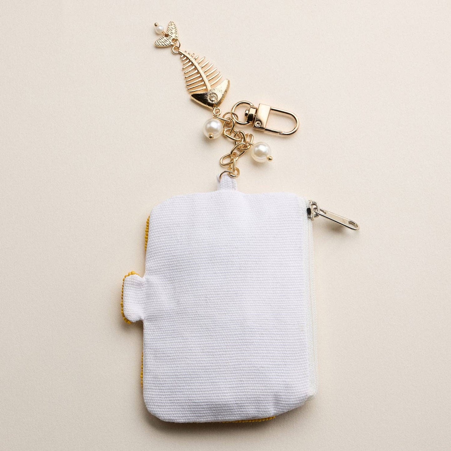 🐟 Sardine Beaded Coin Purse Keychain – Mini Zipper Pouch Bag Charm