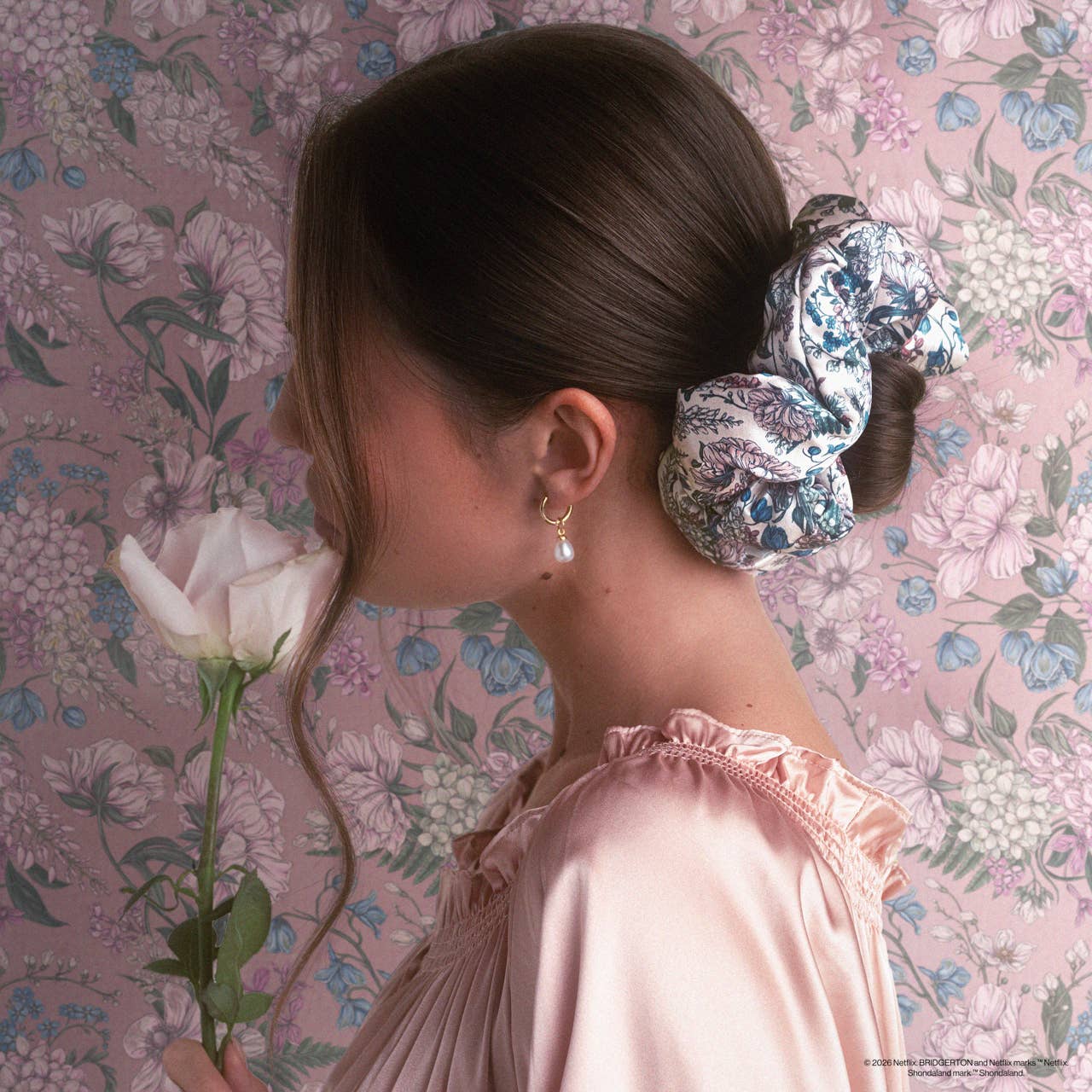 Bridgerton x Kitsch Satin Pillow Scrunchies – Toile in Bloom Hair Scrunchie Set