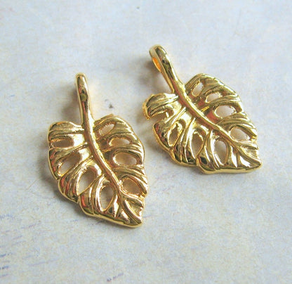 Flower & Plant Charms Collection