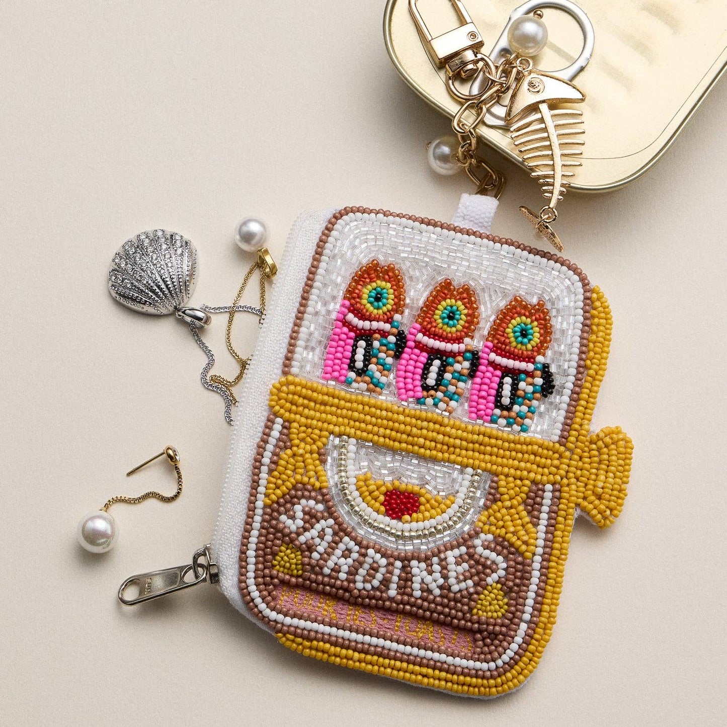 🐟 Sardine Beaded Coin Purse Keychain – Mini Zipper Pouch Bag Charm